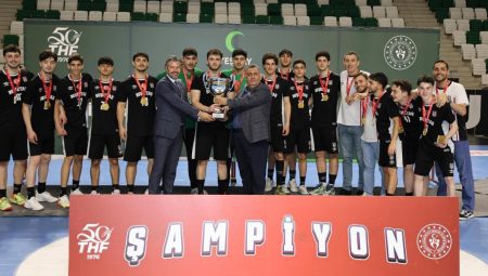 Beşiktaş, Giresun’da Türkiye şampiyonu oldu